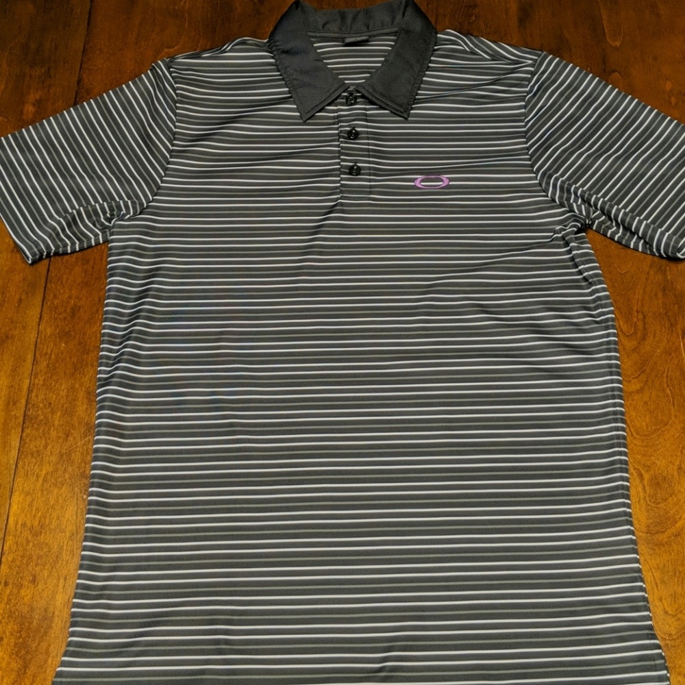 Oakley golf polo small